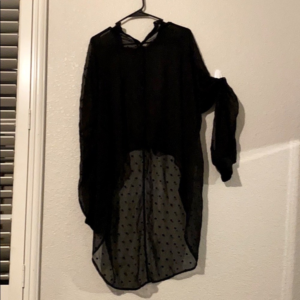 Sheer hi-low blouse